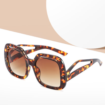 Hollow Square Large Frame Sunglasses New Fashion Hollow Leg Sunglasses